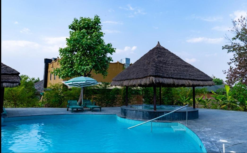 Hotel Mayur The Karma Seoni  Exterior foto
